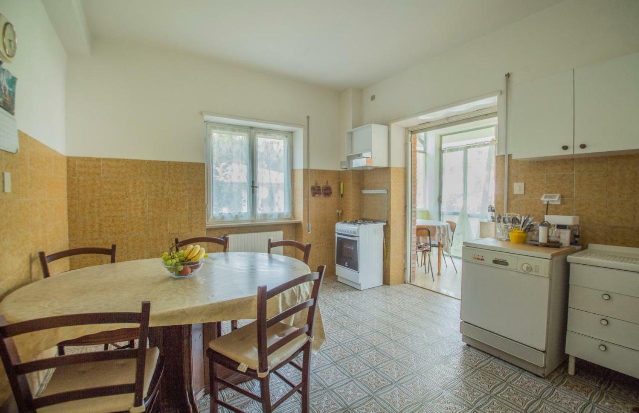 Bed and Breakfast Residenzadelia Ronciglione  Exterior foto
