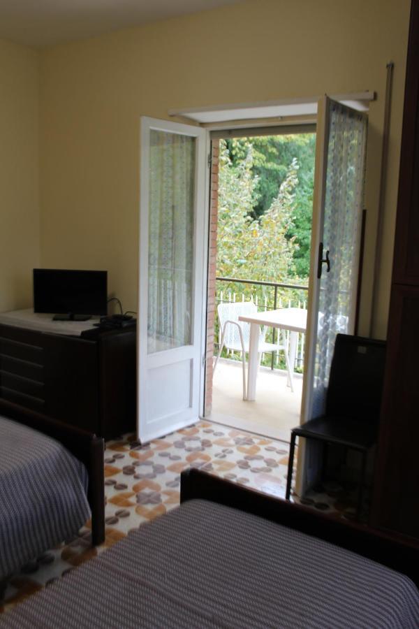 Bed and Breakfast Residenzadelia Ronciglione  Exterior foto
